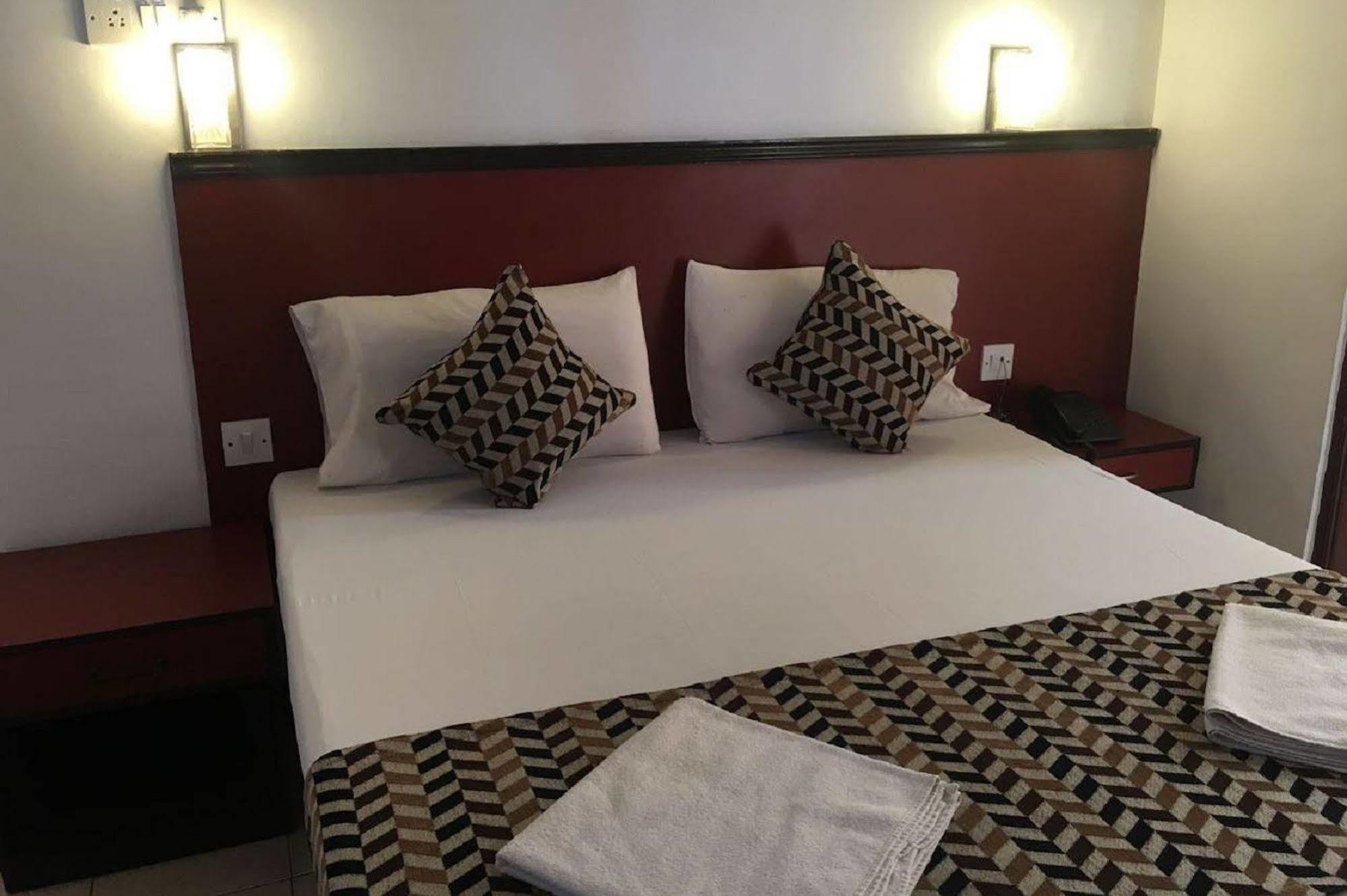 Hotel Chandrageet ปอร์โวริม ภายนอก รูปภาพ